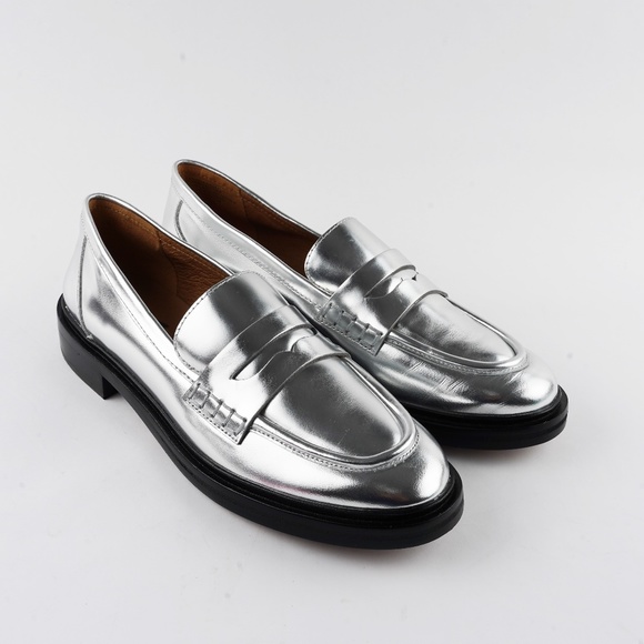 New MADEWELL The Vernon Loafer in Silver Mirror - Picture 2 of 5
